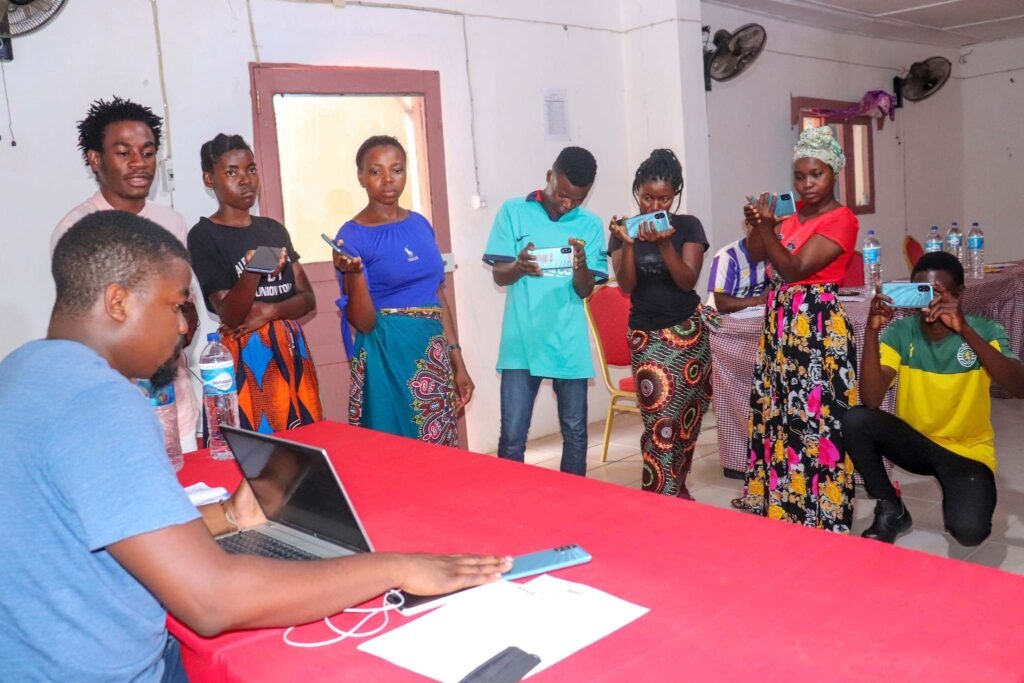 Repórteres Comunitários 3